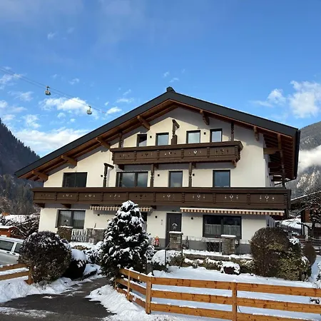 Apartment Kombi Edelweiss-enzian By Interhome