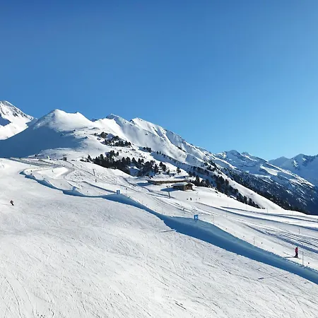 Kombi Edelweiss-enzian By Interhome Apartment Mayrhofen